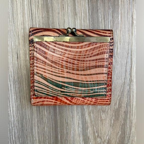 Patricia Nash Simona Wavy Stripe Leather Satchel w/matching Reiti Wallet EUC - Picture 9 of 10